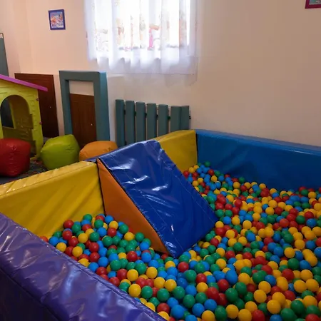 Aparthotel Bellamonte מלון דירות